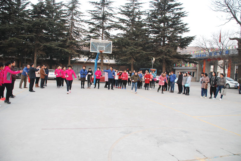 歡聲笑語慶三八 趣味活動展風(fēng)采